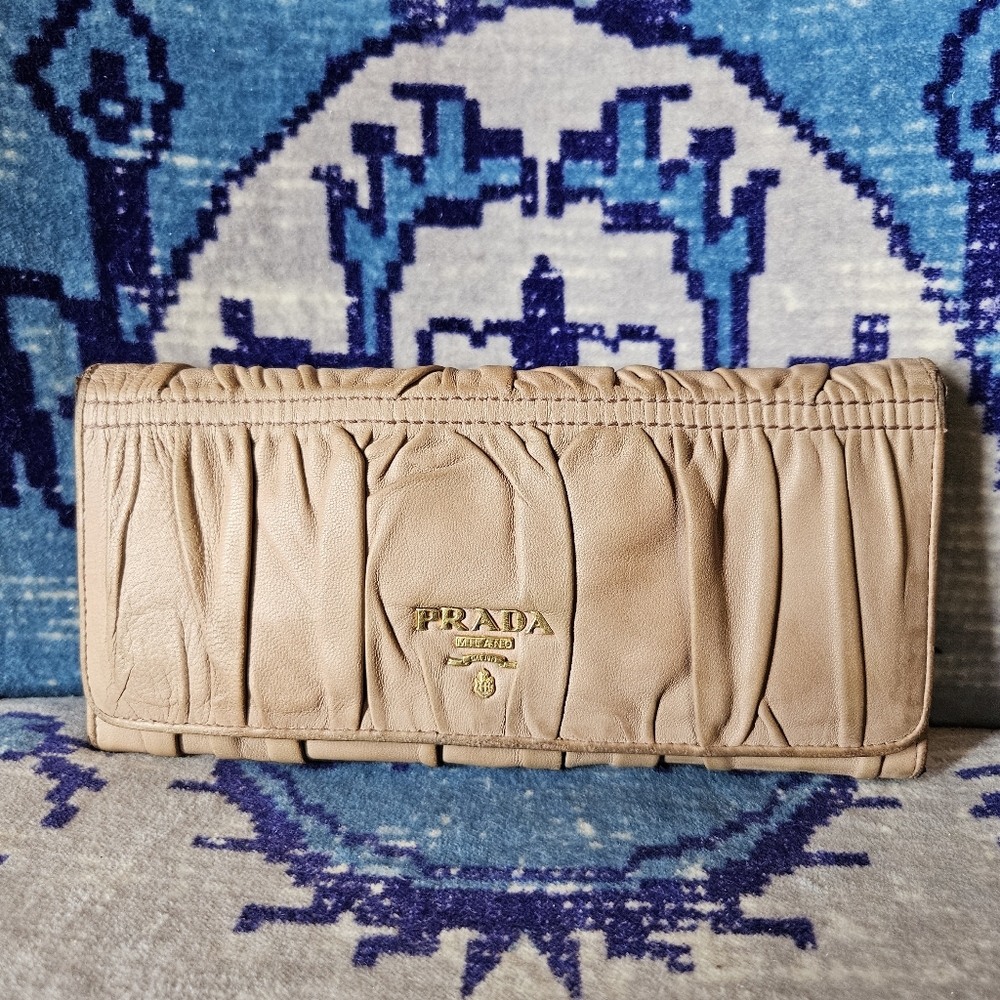Prada Double Snap Nappa Gauffre'a Wallet Cipria Light Pink Luxury Neutral Italy - Picture 2 of 16